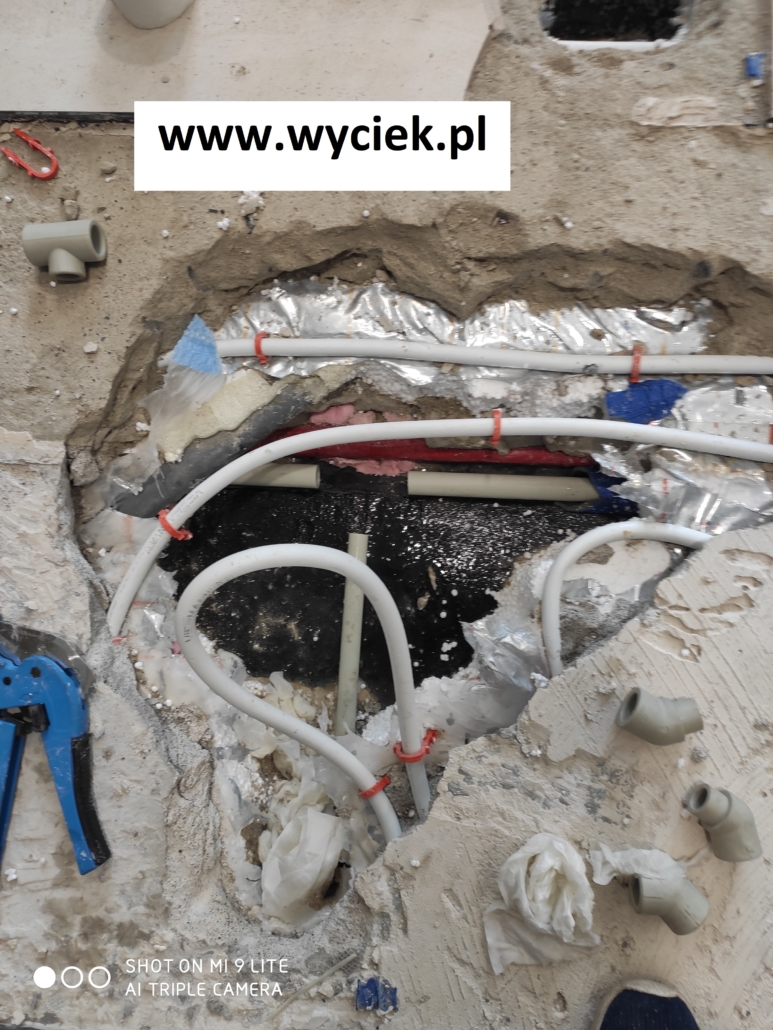 Naprawa instalacji wody pitnej po lokalizacji wycieku wody