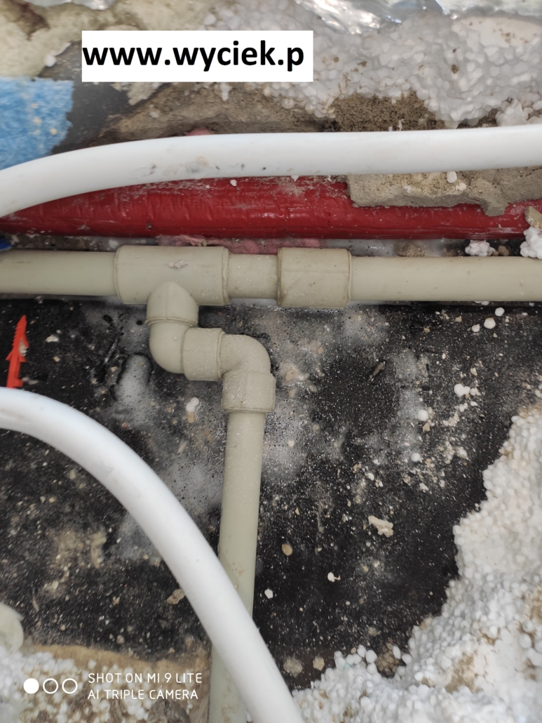 naprawa wycieku wody