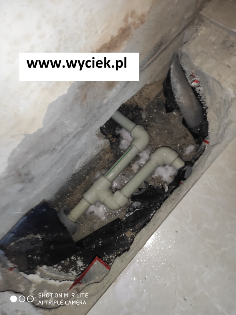 naprawa instalacji z wyciekiem wody