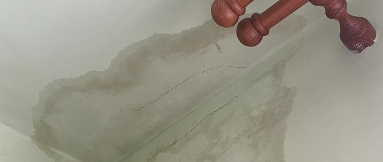 Zalany sufit zalane ściany co robić