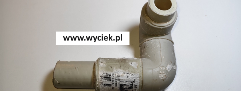 Zbliżenie wycieku z bliska