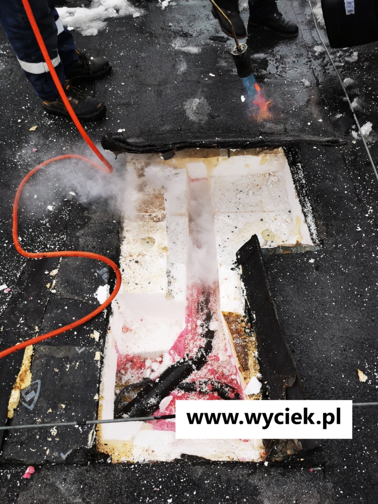 nieszczelny dach płaski